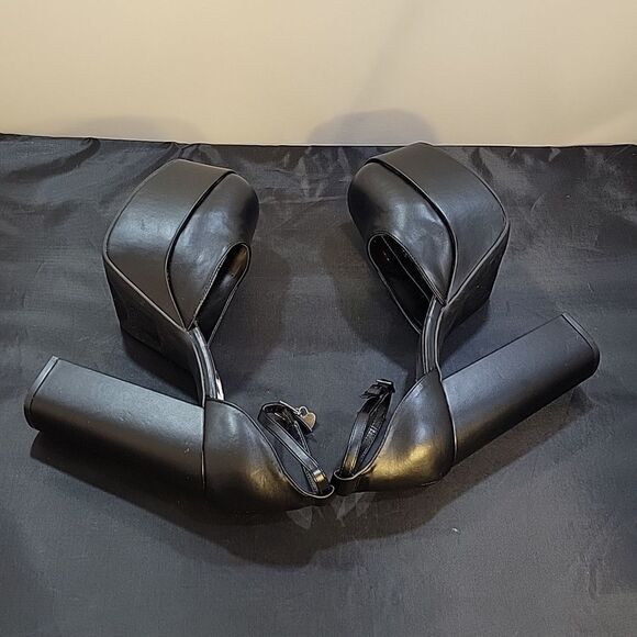 BRAND NEW WOMEN"S SUGAR SKYHIGH LEATHER ANKLE STRAP HEELS - Picture 10 of 16